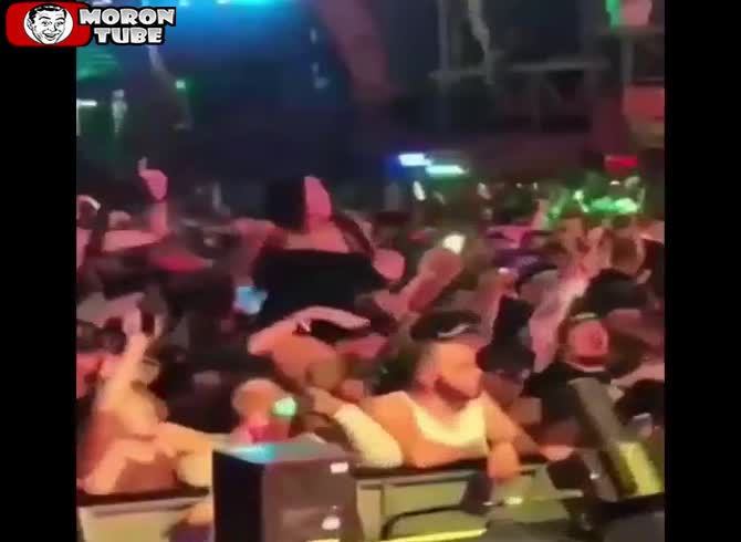 Video :Her man wants to please her, but he can't take it anymore!